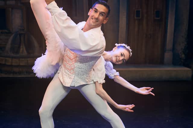 EYB Principal Dancers - Ann Wall & James Pullum