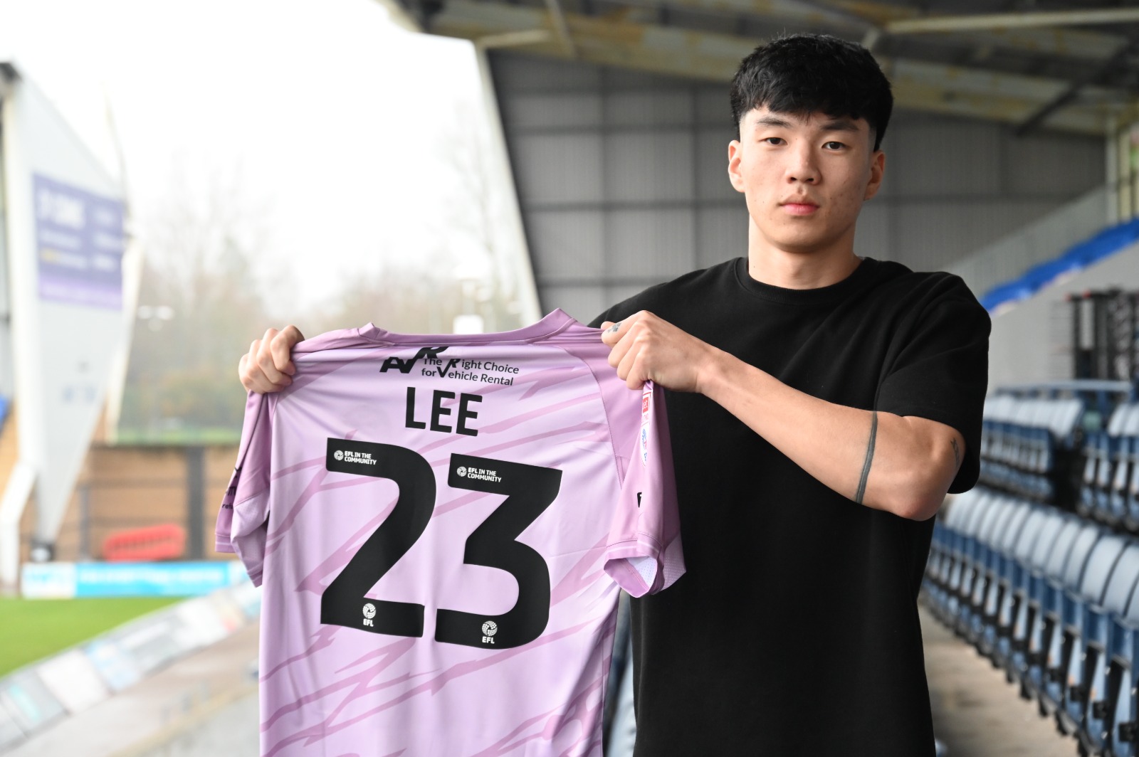Everything to know about Shrewsbury Town's new signing Isaac Lee