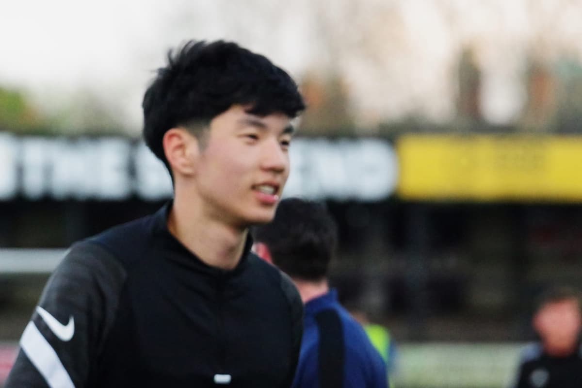 Mike Appleton Rentx Michael Appleton confirms Flint Town defender Isaac Lee is on ...