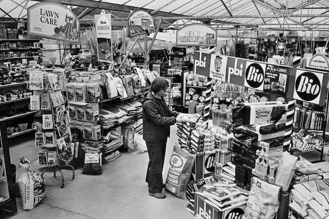 A look back at 1980s Shropshire: 24 pictures of unforgettable faces and ...