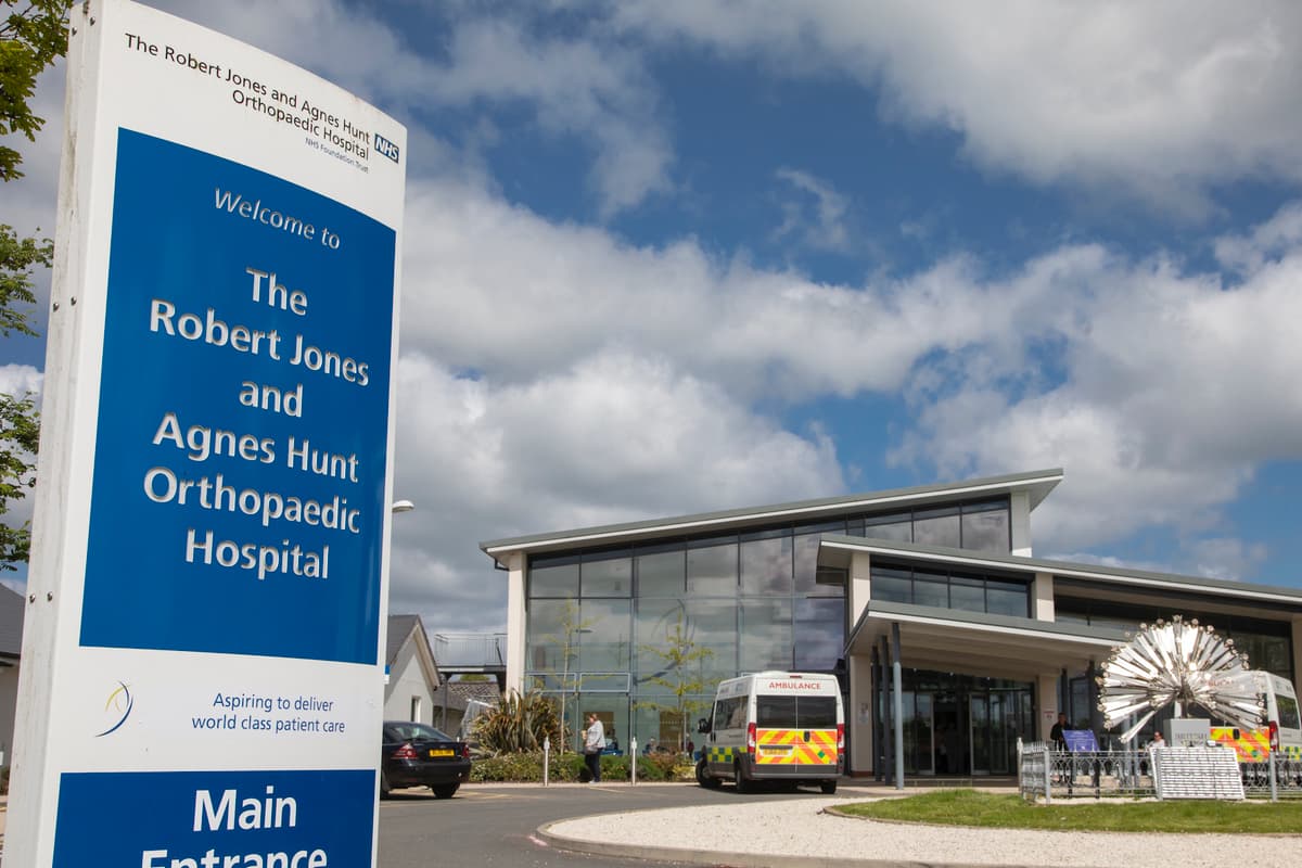 Robert Jones and Agnes Hunt Orthopaedic Hospital praised by inspectors