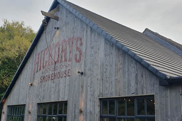 The familiar Hickory's livery welcomes you to the restaurant