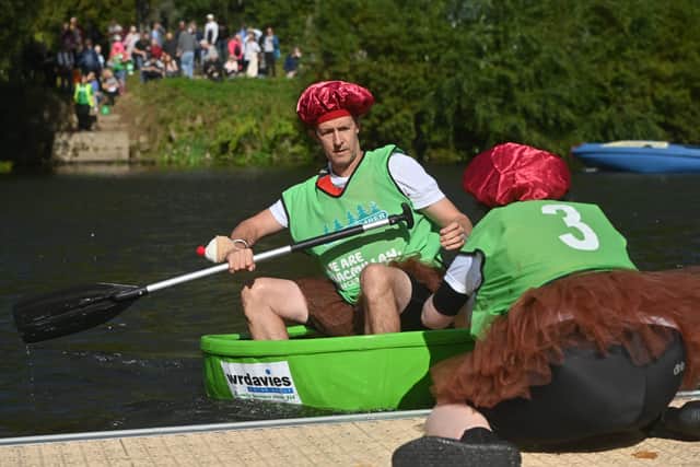 29 pictures of boats capsizing and wacky racing as Super Mario, pirates ...