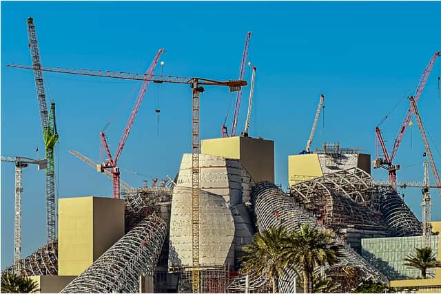 Colin Macklin: Guggenheim Lifting Machines