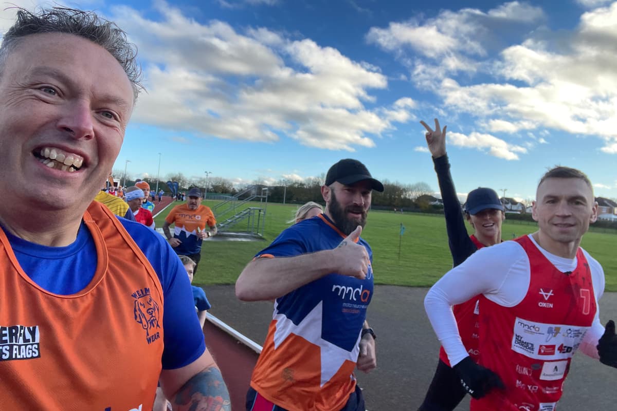 Shropshire Rugby Shropshire runners join rugby league legend on his phenomenal ...