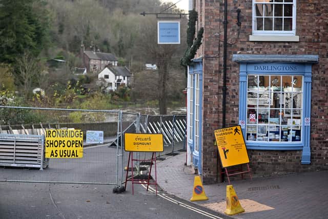 Latest Shropshire river levels as flood barriers go up along the River ...