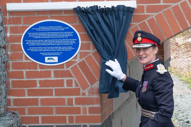 Shropshire's Lord Lieutenant, Anna Turner, unveils the plaque.