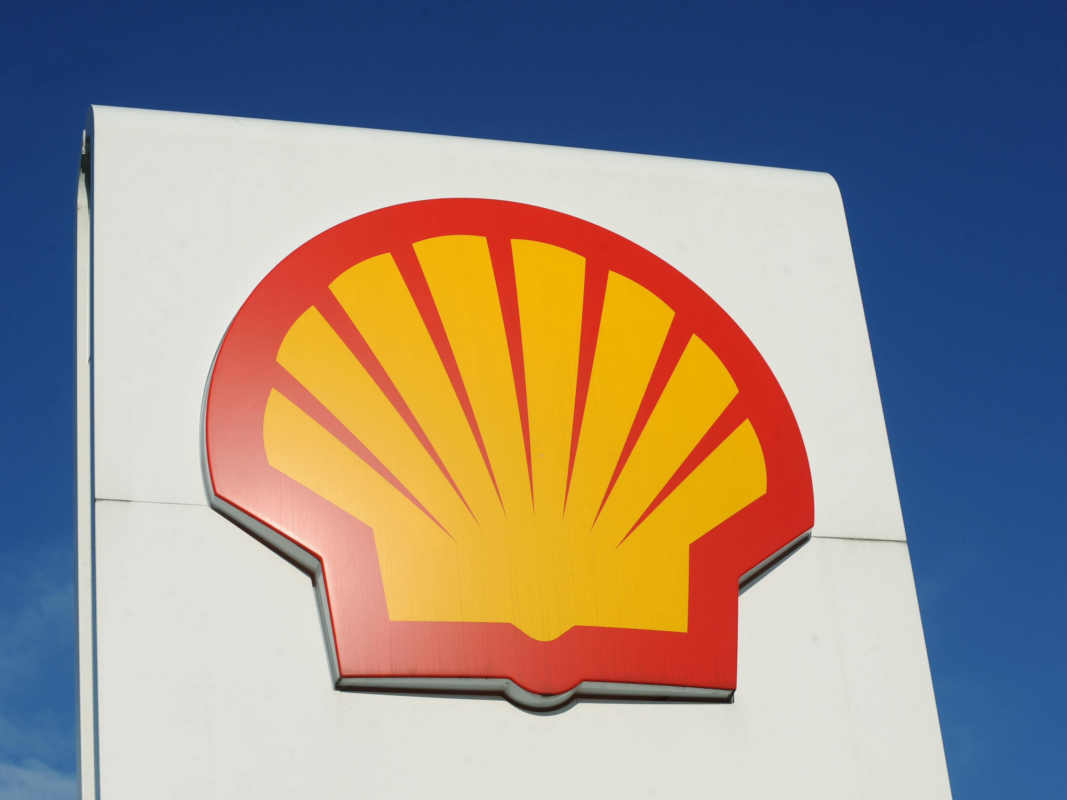Shell Ranking Corp Shell tops ranking of most expensive fuel station brands