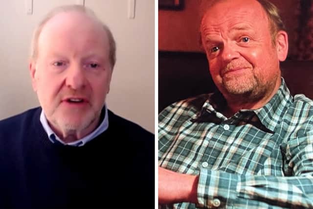 Alan Bates, former Sub-postmaster and founder of Justice for Subpostmasters Alliance, was played by Toby Jones.