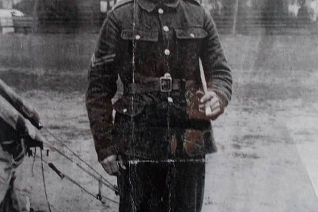 Photograph courtesy of Jean Parker. Charles Henry Charmer, S4/042674 Pte A.S.C (later A/204976 15th Battalion London Regiment and R/725661 24th Battalion London Regiment