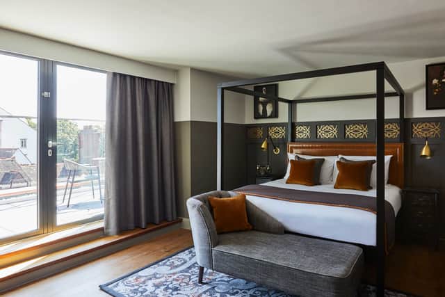 All rooms at Hotel Indigo are equipped with Hypnos beds