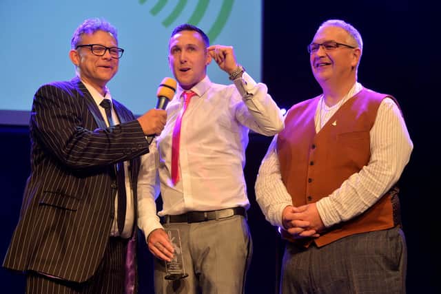 Shropshire Music Awards. Loose Lips wins: Best Acoustics..