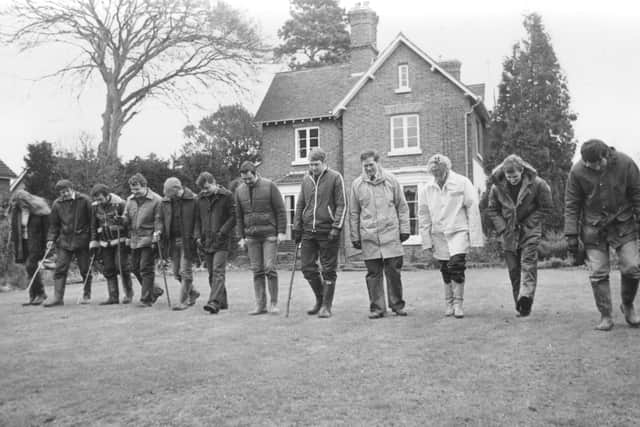 Police search the garden of the home of Hilda Murrell, 1984.