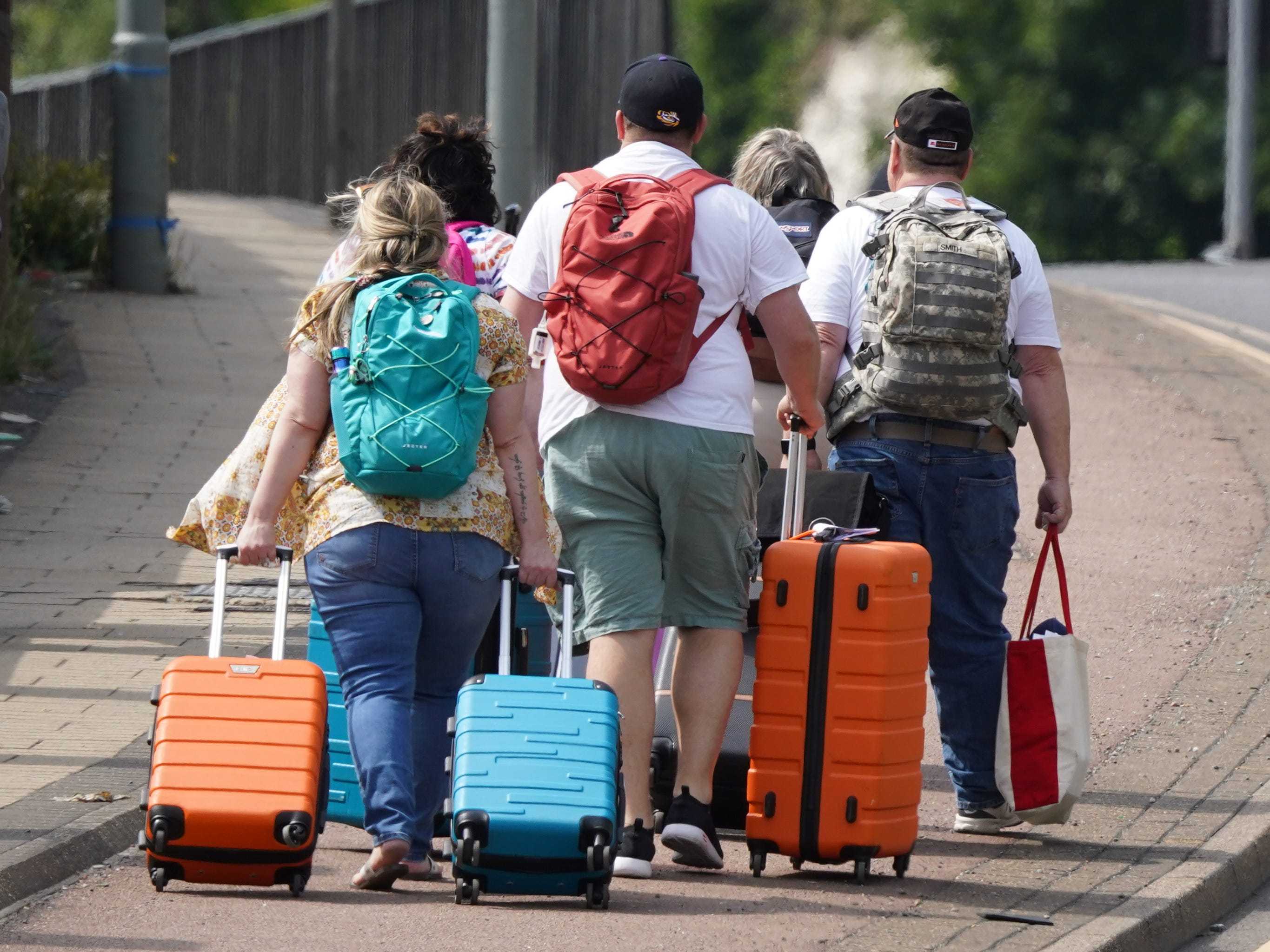 Travellers say Dover delays ‘worst experienced’ as lorry drivers queue ...