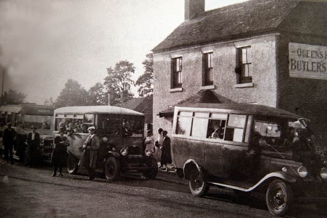 The Queens Head pub at Ketley Sands around 1930. The woman standing by the bus next to man in white cap may be Jane Edge, the landlady, who was murdered at the pub in 1950