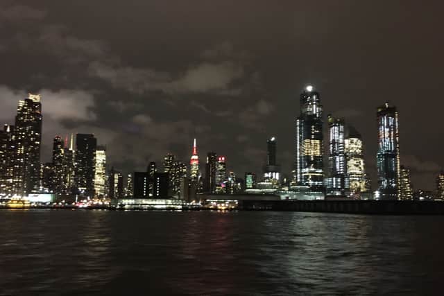 Manhattan skyline at night