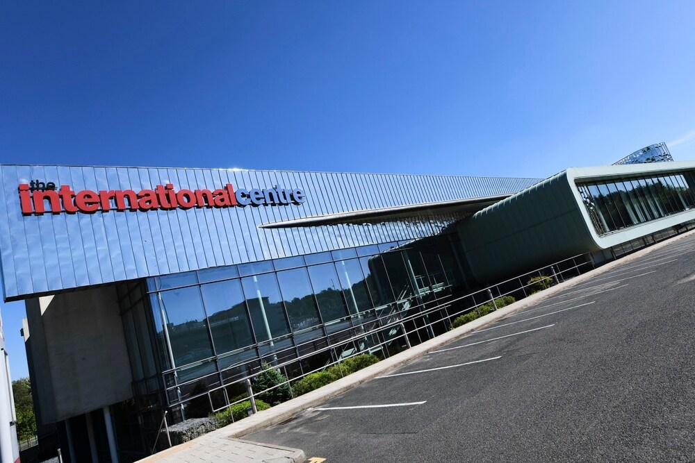 Bodybuilder dies after collapsing on stage at Telford competition