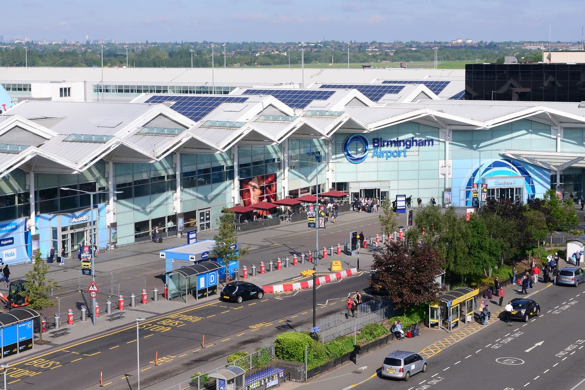 7 departure flights delayed at Birmingham Airport affecting TUI ...