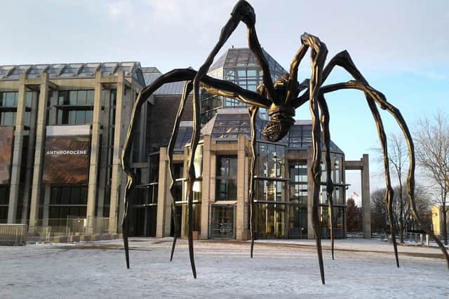 Sculpture Maman