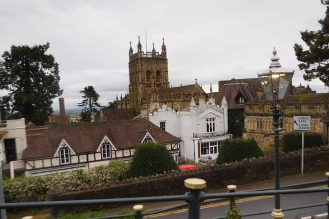 Rooftops of Malvern. (Photo: Pierre Marshall, CC BY-SA 2.0 via Wikimedia Commons)