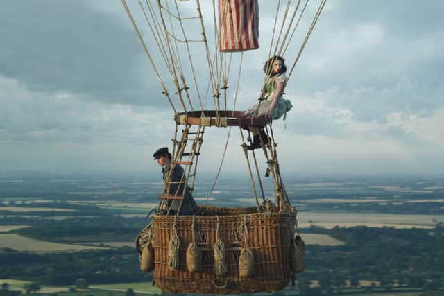 Eddie Redmayne and Felicity Jones in The Aeronauts