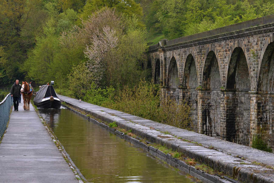 Police called to emergency incident near Chirk Aqueduct
