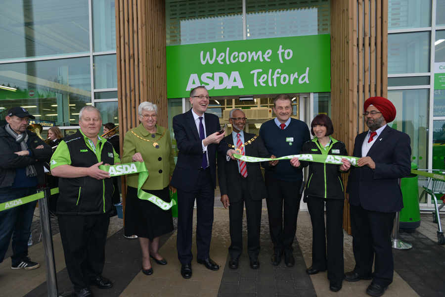 Asda Reception Asda opens doors in Telford creating 50 jobs