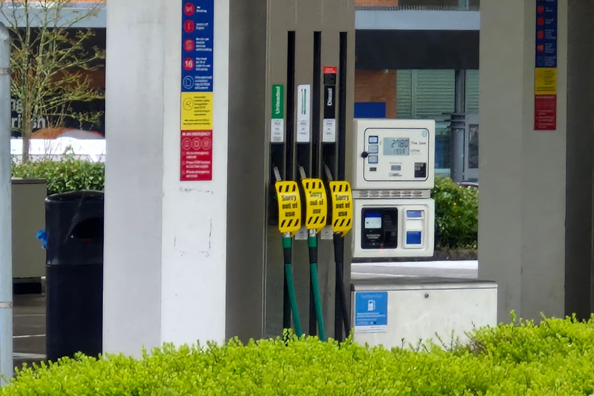 Tesco and Sainsbury's petrol stations closed as pumps run dry in West ...