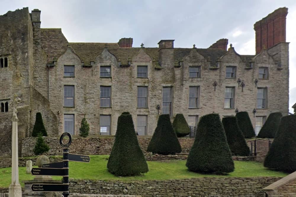 Hay Castle. Google Streetview.