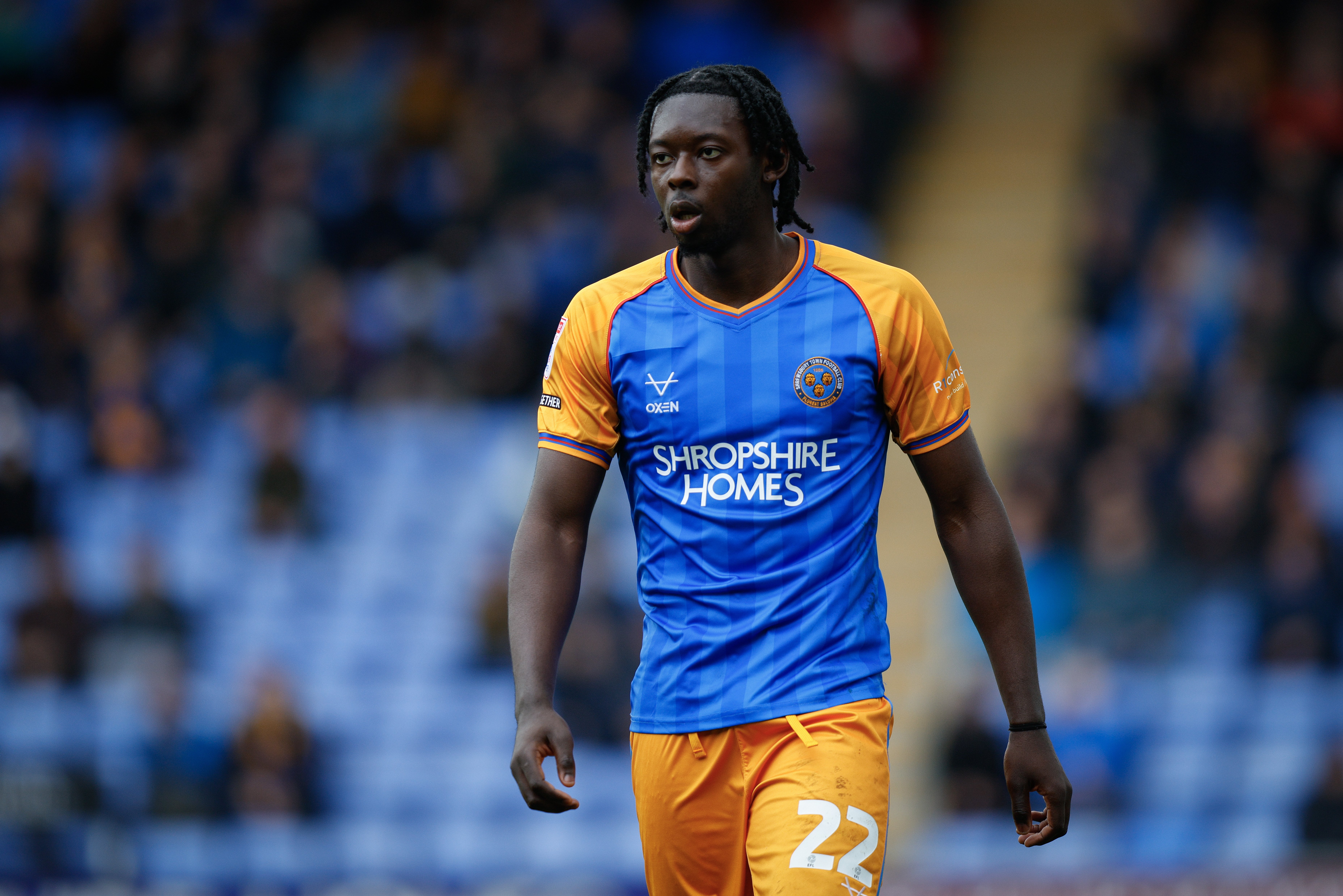 Gavin Cowan “over the moon” for Temple Ojinnaka after impressive Shrewsbury Town return