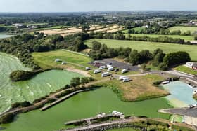 Blue-green algae on Lough Neagh