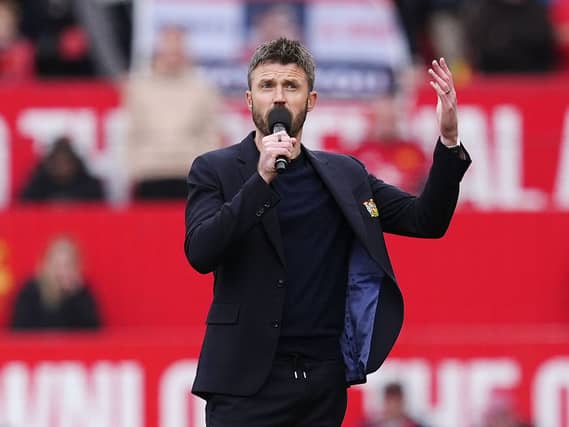 Michael Carrick speaks to the fans