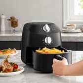 The compact Midea air fryer is designed for smaller kitchens, flats and quick weekday meals