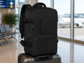 This Hayayu travel backpack has been designed to fit Ryanair size guidelines.