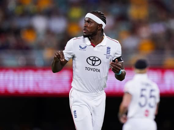 Jofra Archer walks back to his bowling mark in the 2025/26 Ashes.