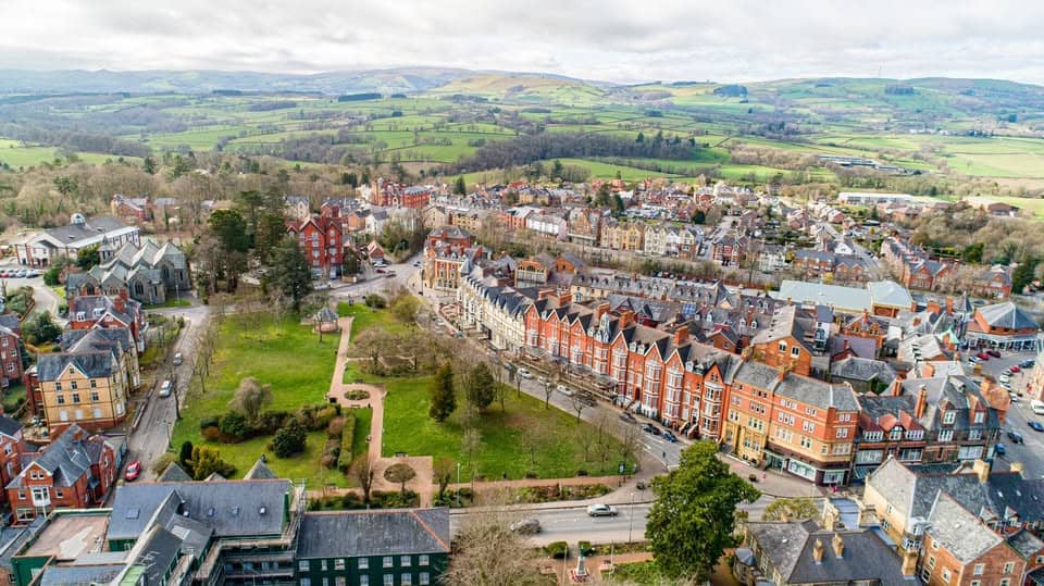 The Hive community hub in Llandrindod Wells, which has been a lifeline for many people, has closed its door.
