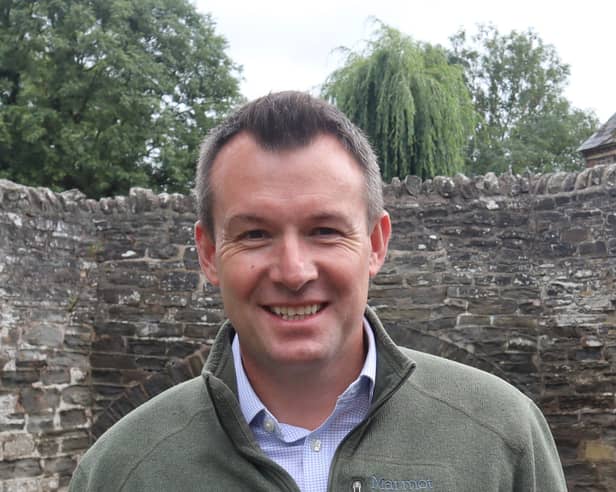 Stuart Anderson MP.