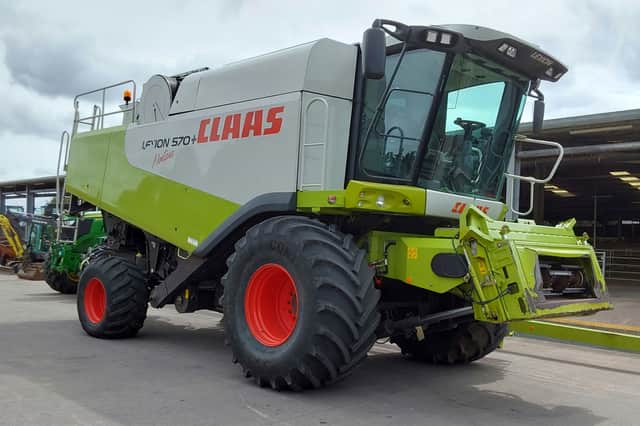 This 2010 Claas Lexion 570+ Montana Combine Harvester sold for £57,000