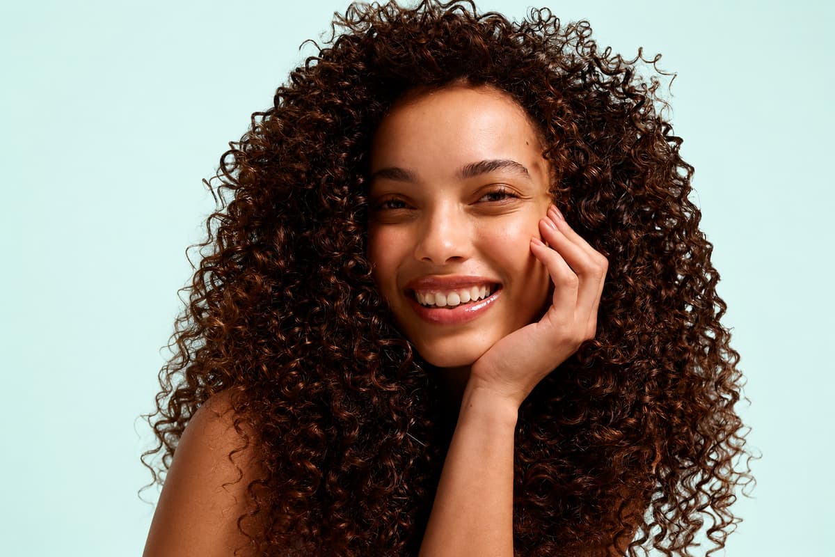 Haben Sie Probleme, Ihre Locken zu bändigen? Das Garnier-Set mit 50 % ...