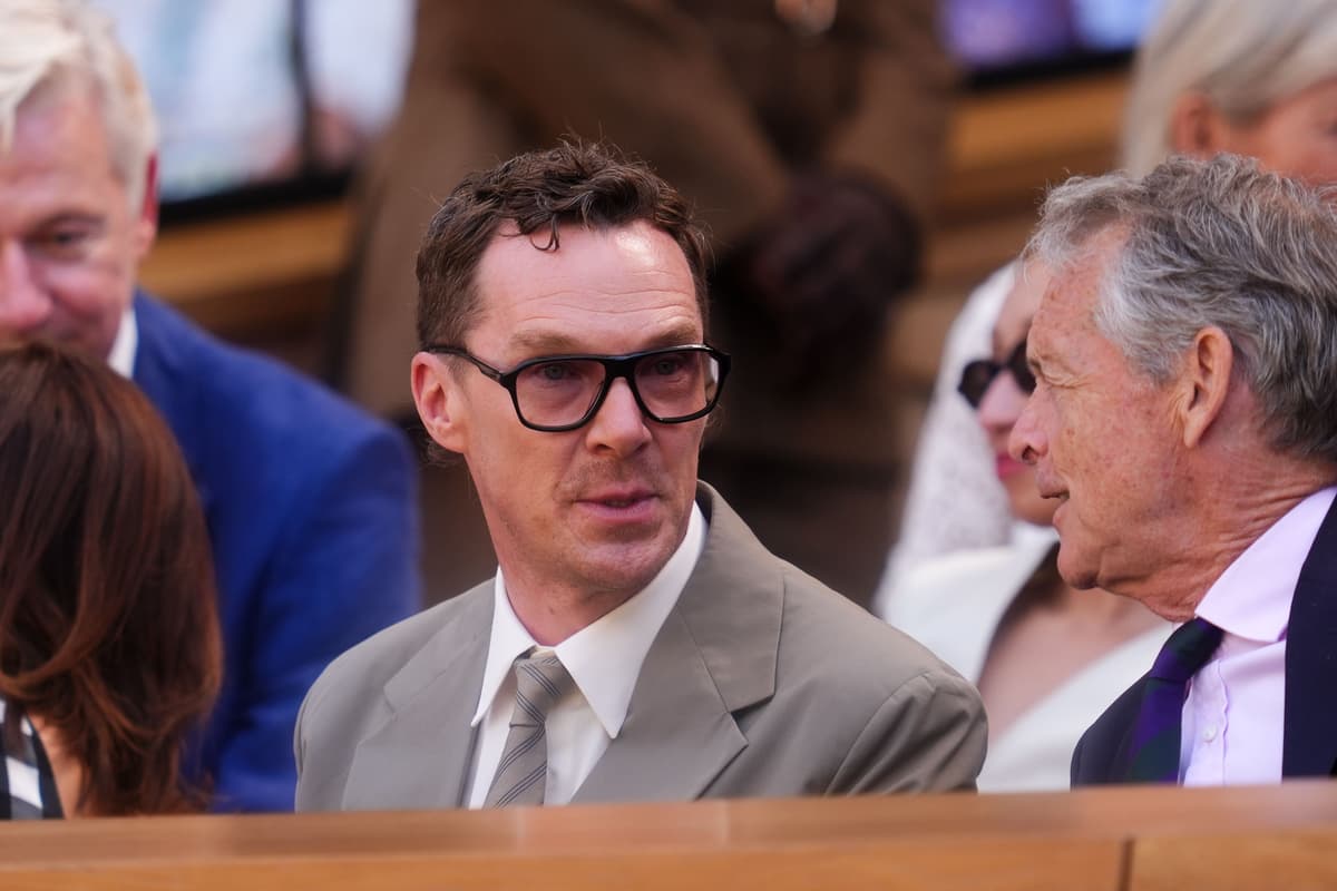 Benedict Cumberbatch am neunten Tag in der königlichen Loge von Wimbledon ...