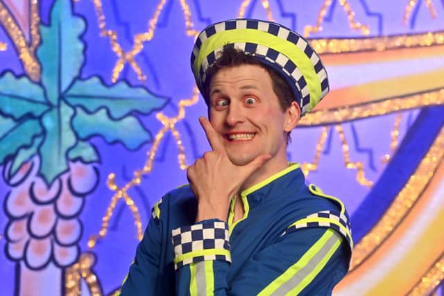 Panto veteran Damian Patton, who is the Chuckle Brothers’ nephew, will appear in Aladdin in Shrewsbury