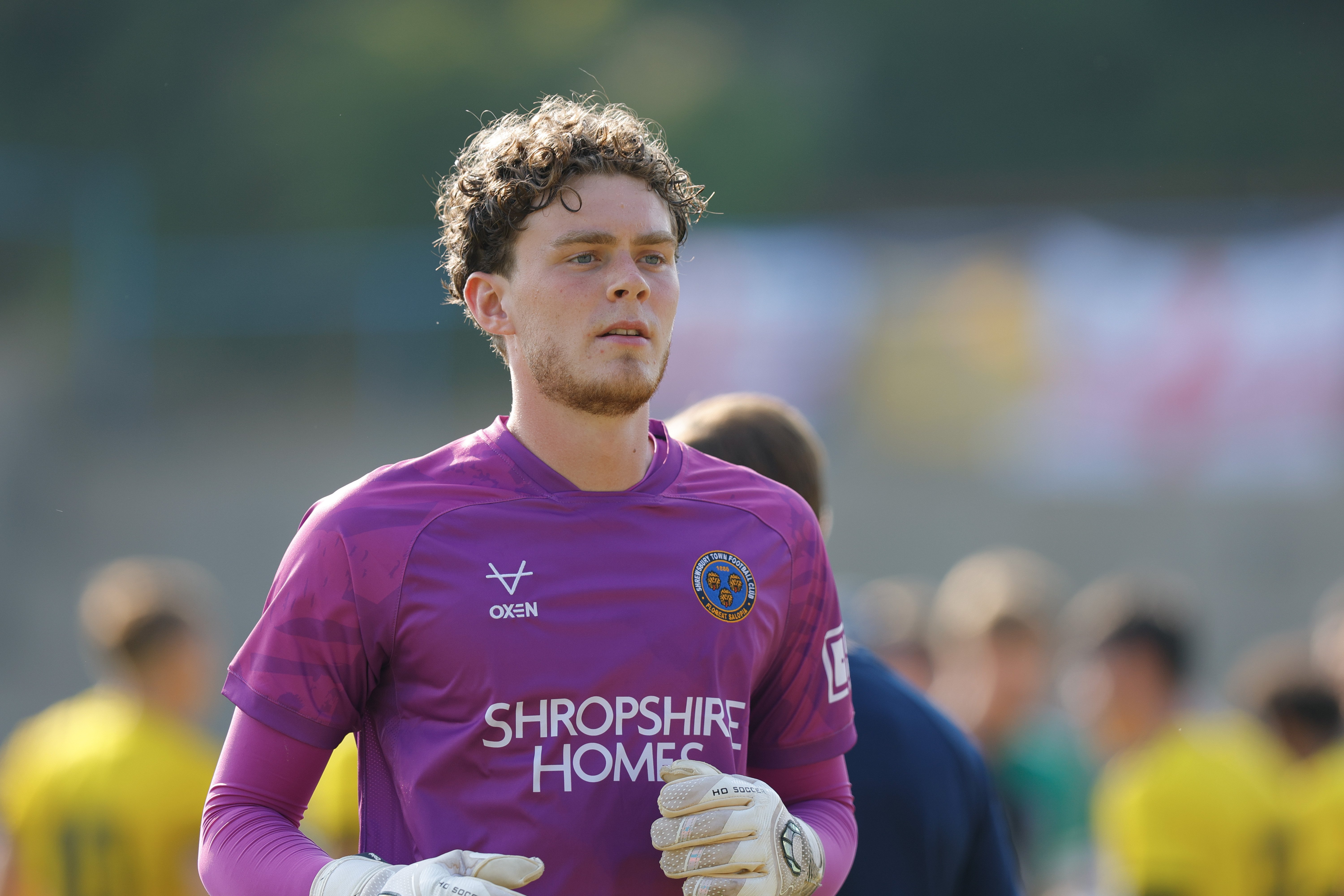 ‘Really interesting’ - Cowan welcomes fight for Shrewsbury Town’s No.1 shirt
