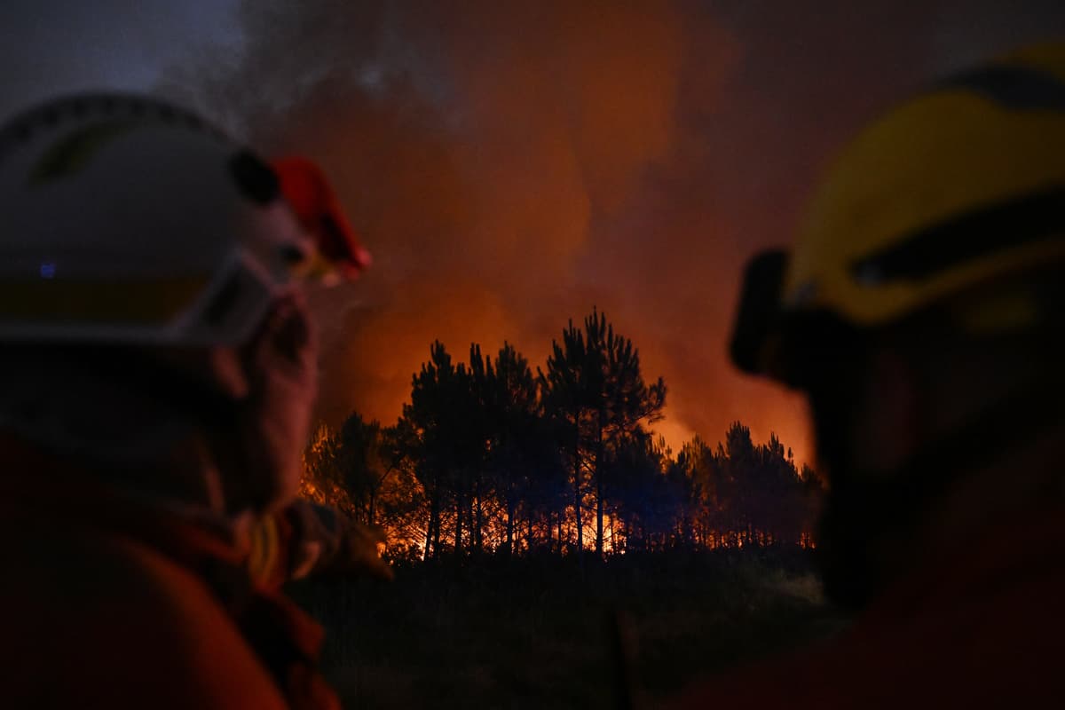 Heatwave threatens to reignite France’s mega-fire near Bordeaux
