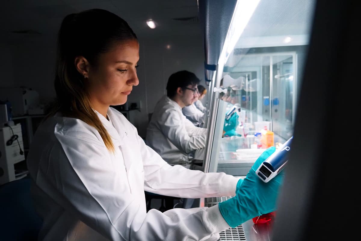Universität eröffnet staatlich finanziertes Labor zur Ausbildung ...