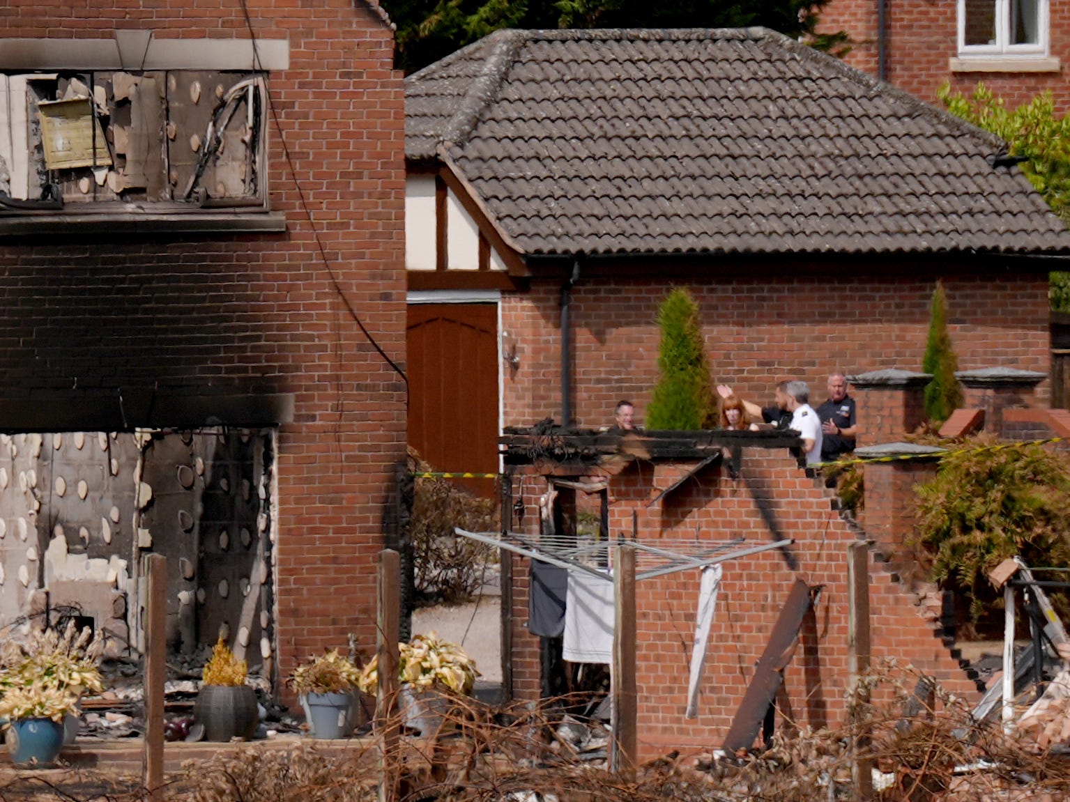 Angela Rayner visits homes struck by Stourbridge wildfire