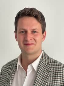 Brecon, Radnor and Cwm Tawe MP David Chadwick  raised the crisis in Powys healthcare with the new Secretary of State for Wales.