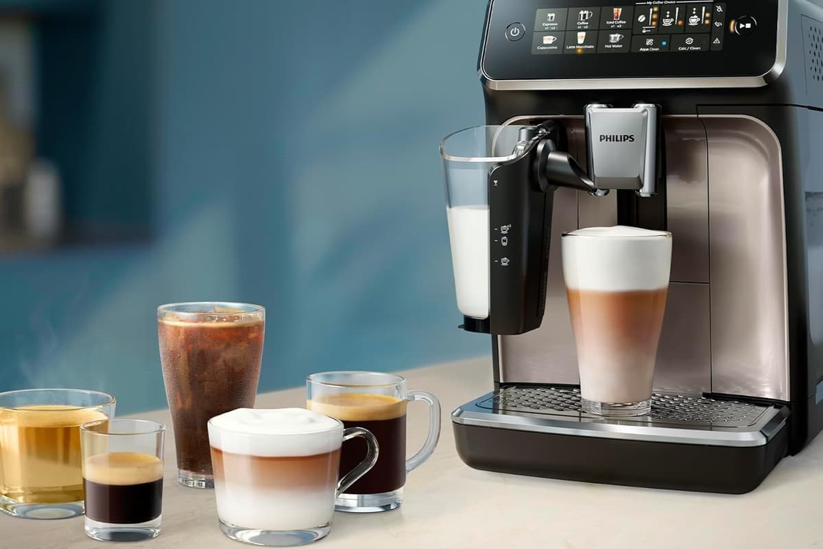 Philips 3300 Series bean-to-cup coffee machine gets £304 Amazon saving