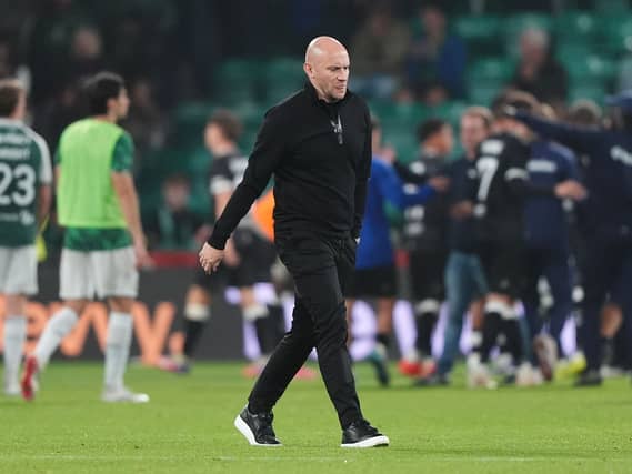 Hibernian boss David Gray looks dejected