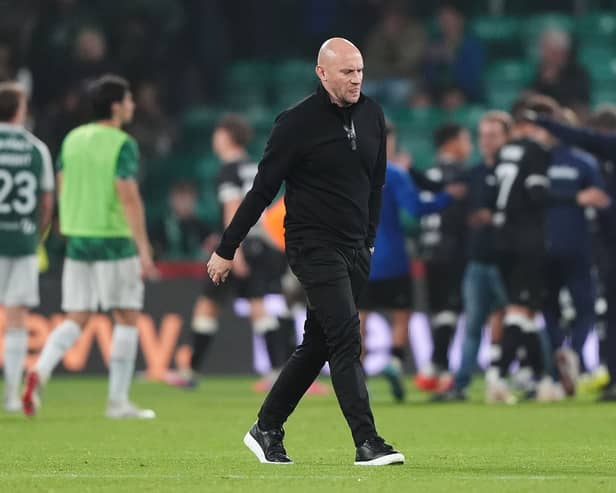 Hibernian boss David Gray looks dejected