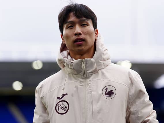 Eom Ji-sung arrives for a Swansea fixture